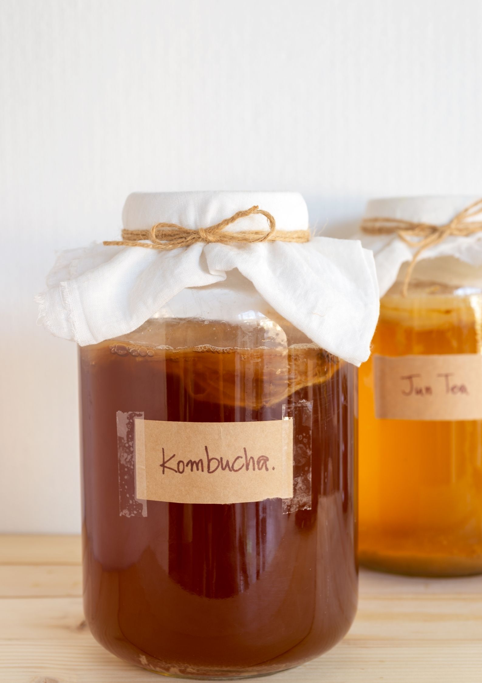 【樽のスパークリングコンブチャがボトルで登場！】発酵スパークリングティー「KOMBUCHA_SHIP」に定番フレーバー4種のボトルが登場しました。（2021年1月3日）